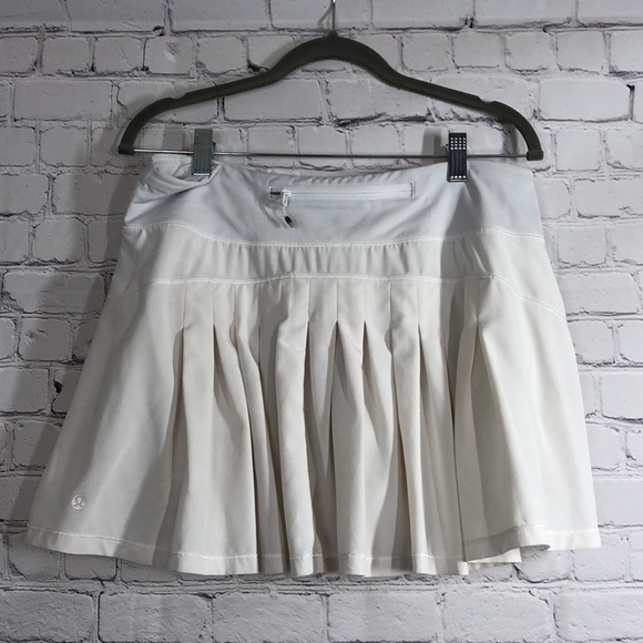 Lululemon Skort - Picture 6 of 8